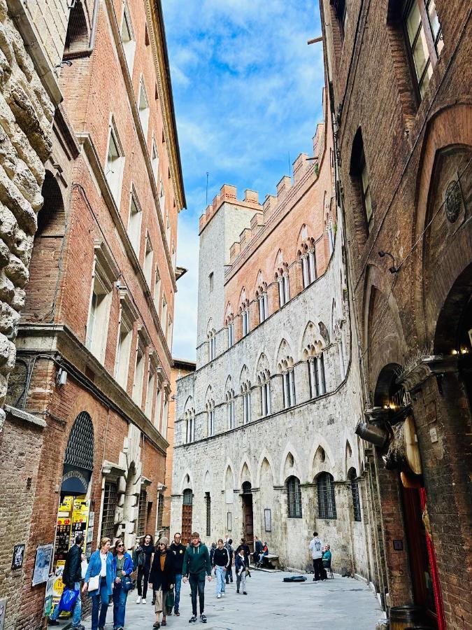 Domus An- Two Bedrooms Apartment -Antique And Historical Home Siena Luaran gambar
