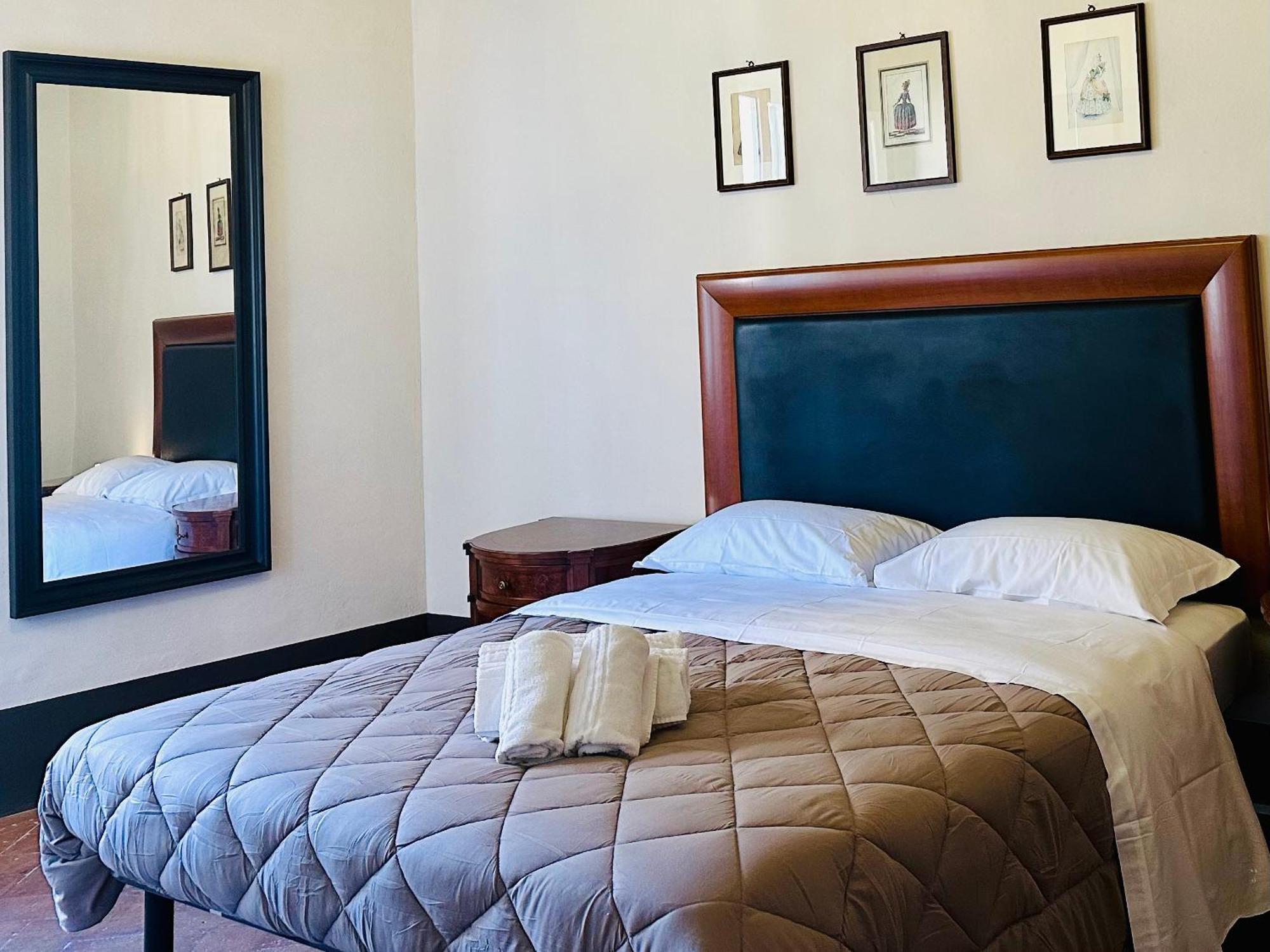 Domus An- Two Bedrooms Apartment -Antique And Historical Home Siena Luaran gambar